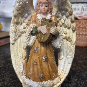 5/$25 Vintage Ornate Angel Figurine with Harp